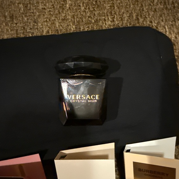 Versace  with Assorted Samples - Picture 2 of 16